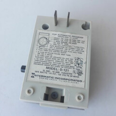 Intermatic Lamp Lyter 24-Hour Automatic Plug In Timer D-121