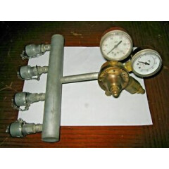 1 pc 4 Port Oxygen Manifold With Victor Equipment Co. Oxygen Regulator, Used