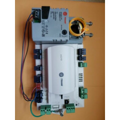 Trane Tracer UC210 Programmable VAV controller w/Actuator BMUC210AAA0T00011