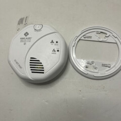 First Alert SC7010B Combination Smoke & Carbon Monoxide Alarm