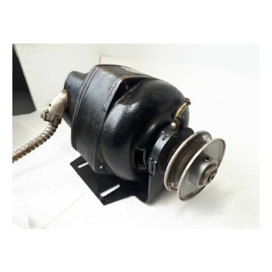 Leland Fan Motor 1/4 HP 1725RPM with base and pully image {1}