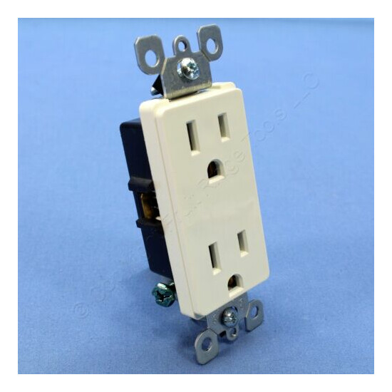 Leviton FADED White RESIDENTIAL Decora Receptacle Outlet NEMA 5-15R 15A 5328-W image {1}