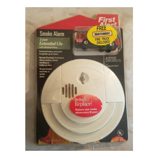 Vintage First Alert Smoke Detector With MatchBox Fire Truck NEW SEALED image {1}