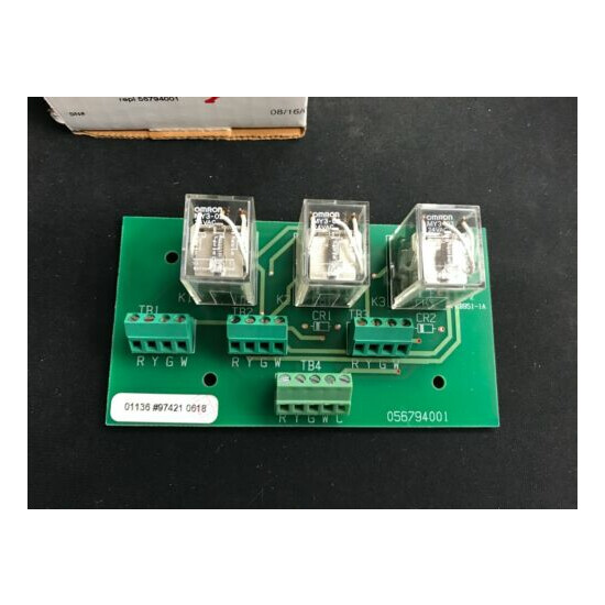 McQuay Circuit Board Relay P/N 056794001 Open Box New!! image {2}