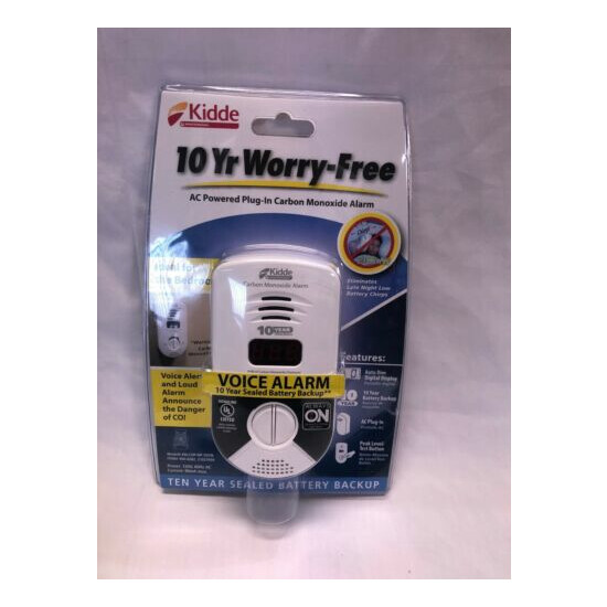 KIDDE Worry Free Plug-In Carbon Monoxide Detector with Digital Display image {1}