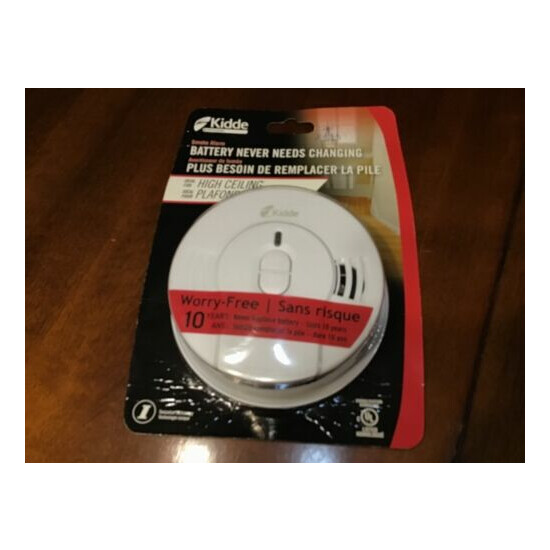 Kiddie worry free smoke alarm battery never needs chang10 year warranty I9910CA image {1}