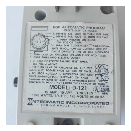 Intermatic Lamp Lyter 24-Hour Automatic Plug In Timer D-121 image {3}