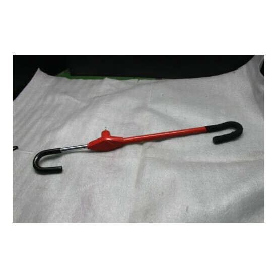Pedal to Steering Wheel Lock Red 5.25 Inch image {2}
