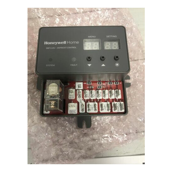Honeywell DB7110U Heat Pump Defrost Board open-box image {4}