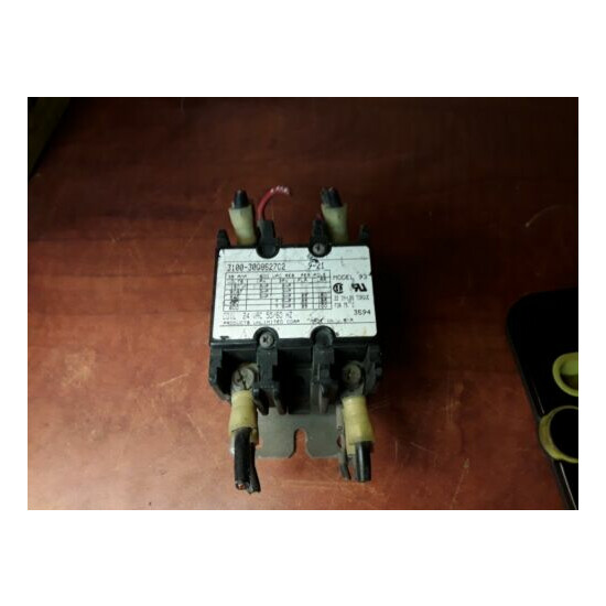 Products Unlimited Contactor 3100-30Q8527C2 image {1}