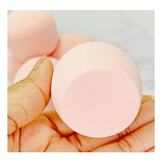 Large Beauty sponge - pink and soft  image {1}