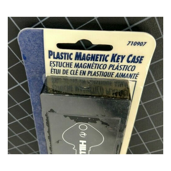 Hillman Plastic Magnetic Key Case 710907 NOS image {4}