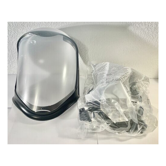 Uvex Bionic Shield Hard Hat Adapter Clear Polycarbonate Visor (light Scratched) image {1}