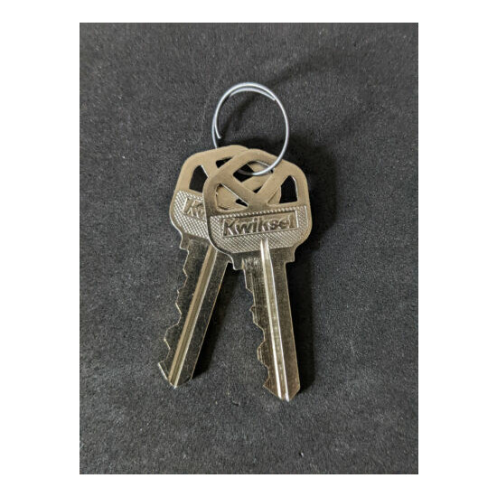 Kwikset KW1 Keys, 5-pin, Set of Two (2), Factory Pre-cut, Lock Rekey, SmartKey image {1}