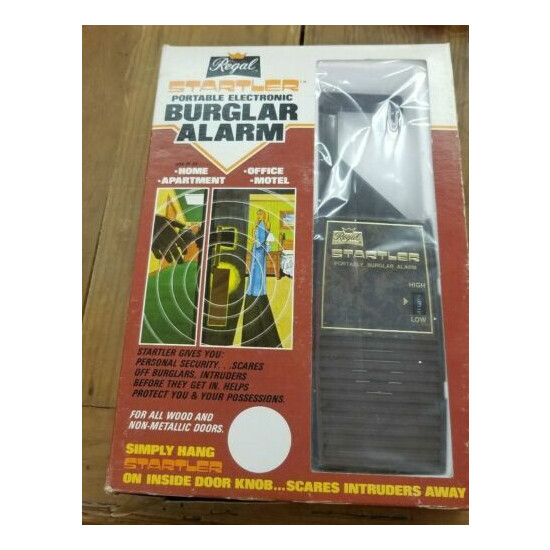 Vintage Regal Startler Portable Electronic Burglar Alarm Hangs On Doorknob Hotel image {3}