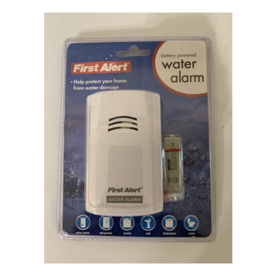 New First Alert WA100 Battery Operated Water Alarm image {3}