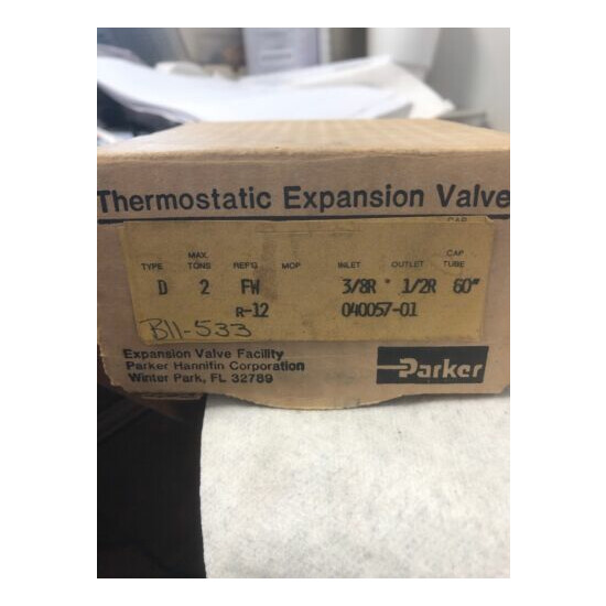 PARKER TYPE D THERMOSTATIC EXPANSION VALVE 2 TON R-12 IN 3/8R OUT 1/2R 040057-01 image {3}