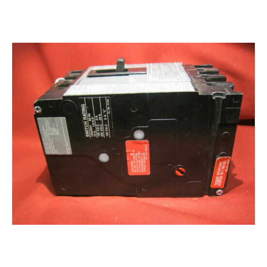 Siemens ED43S125A 125V 480V Circuit Breaker with A02ED62 Auxiliary Switch  image {3}