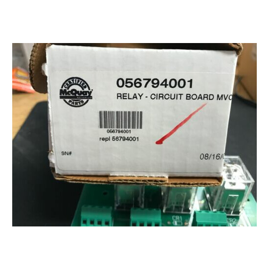 McQuay Circuit Board Relay P/N 056794001 Open Box New!! image {3}