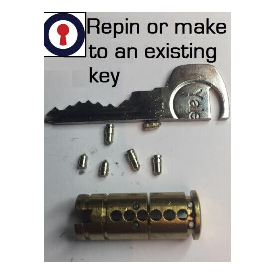 Euro cylinder re-pinning shoe for 5 pin cylinders 1st P&P image {7}