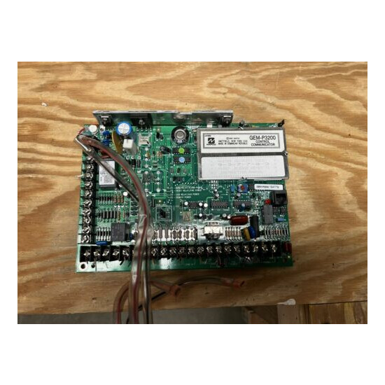 Napco Gemini GEM-P3200 control circuit board Pre Owned. image {1}