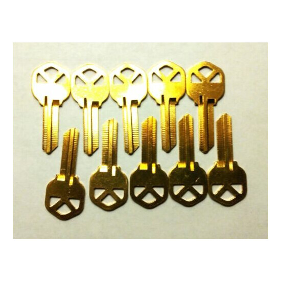 Lot of 20 KW1 Brass Key Blanks NEW Fits Many Brands of Locks ***FREE SHIPPING*** image {2}