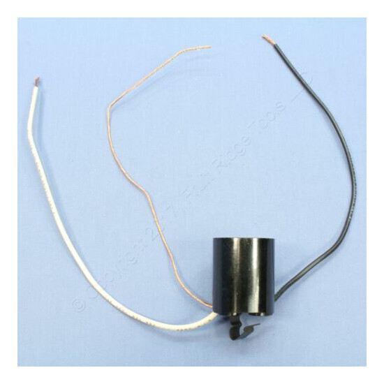 Leviton Phenolic Lampholder Light Socket Hickey E26 Medium Base Grounded 2054-G Thumb {1}