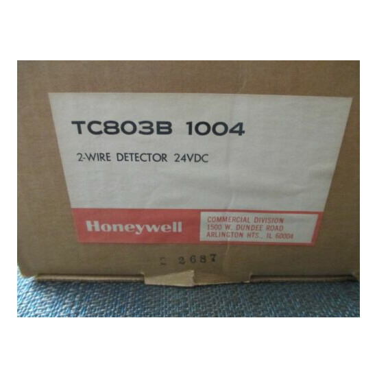 Honeywell TC803B1004 2-Wire Detector NEW! image {1}