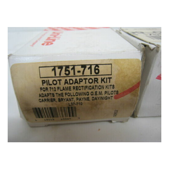 Robertshaw Uni-Line Pilot Adapter Kit 1751-716 Pack of 2 image {2}