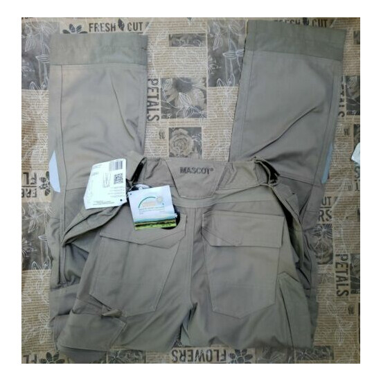 New Mascot "Madrid" Craftsmen's Trousers Khaki Mens Size 27 x 32 Kneepad Pockets image {1}
