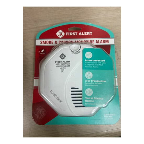 New First Alert 2 IN 1 Smoke & Carbon Monoxide Alarm SC0500 image {1}