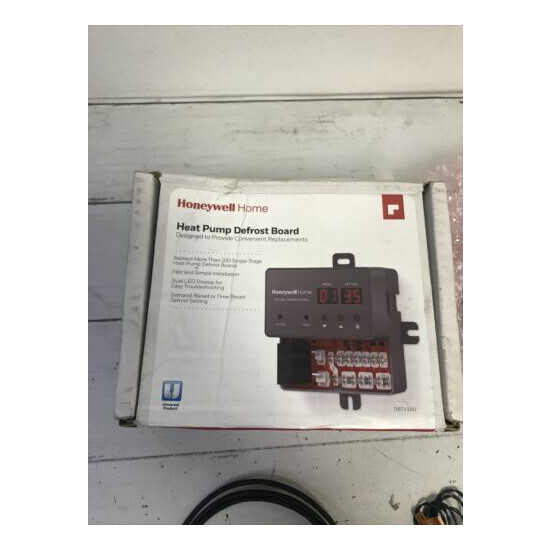 Honeywell DB7110U Heat Pump Defrost Board open-box image {2}