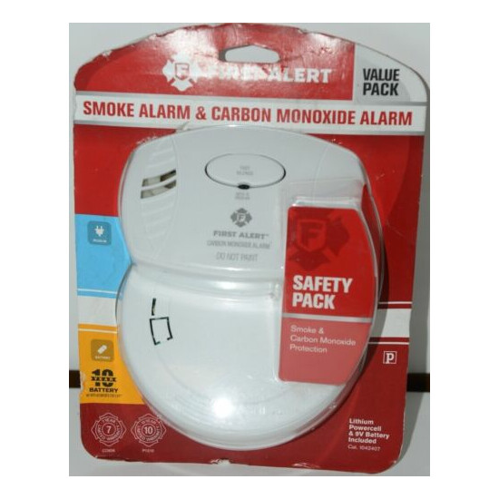 First Alert 1042407 Smoke Alarm and Carbon Monoxide Alarm White Safety Pack image {1}