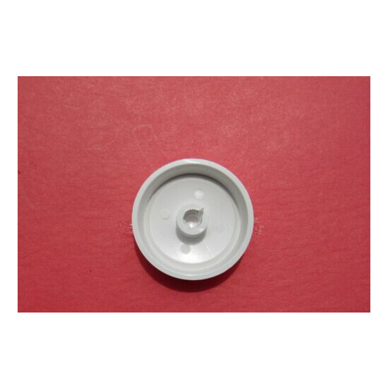 (4) White LUTRON Knobs for Volume Control, dimmer, fan speed, etc  image {3}